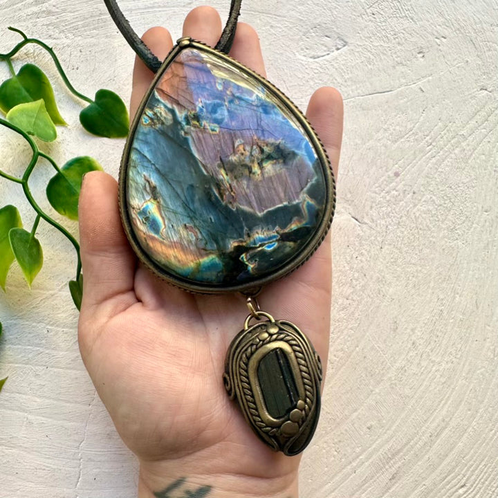 Natural healing stone necklace – Labradorite and Black Tourmaline