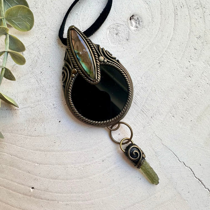 Obsidian Scrying Mirror Necklace with Labradorite & Moldavite – Spiritual Transformation Jewelry