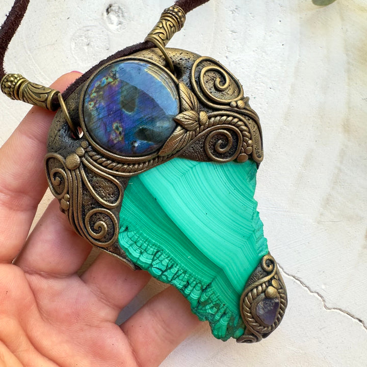 Spiritual crystal necklace for protection and personal growth