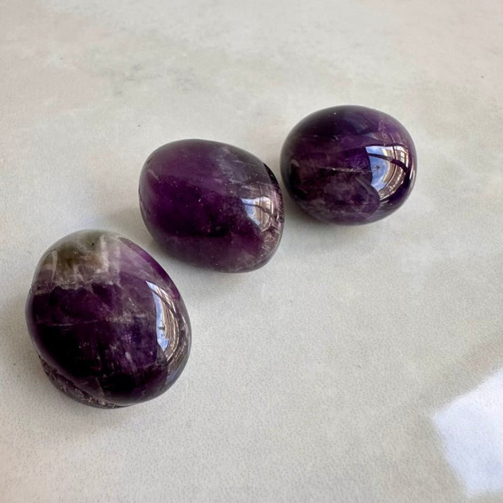 Amethyst Polished Stone – Natural Amethyst Healing Crystal for Calm, Clarity & Spiritual Protection (1 or 5 Pieces) - FairyGardenGlow