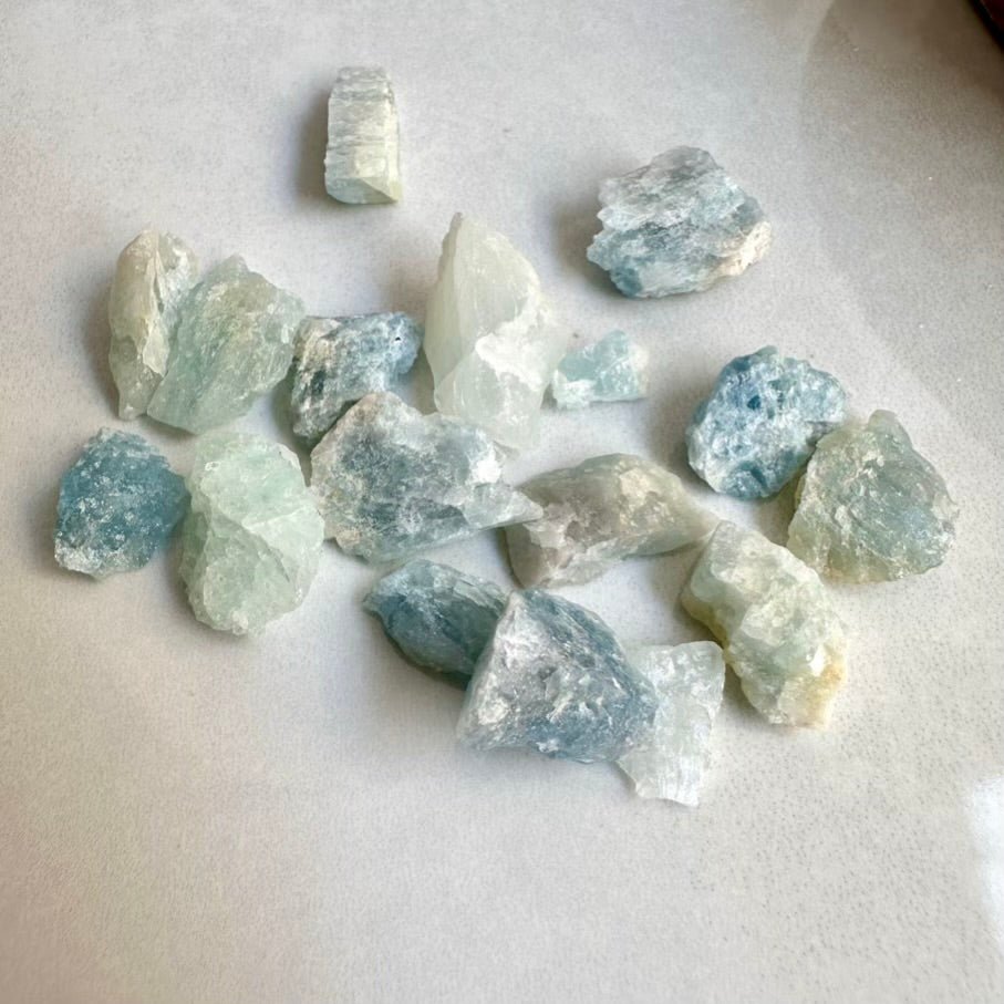 Raw Aquamarine Lot – Natural Aquamarine Stones, Calming Healing Crystals for Peace & Clarity - FairyGardenGlow