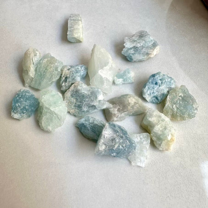 Raw Aquamarine Lot – Natural Aquamarine Stones, Calming Healing Crystals for Peace & Clarity - FairyGardenGlow