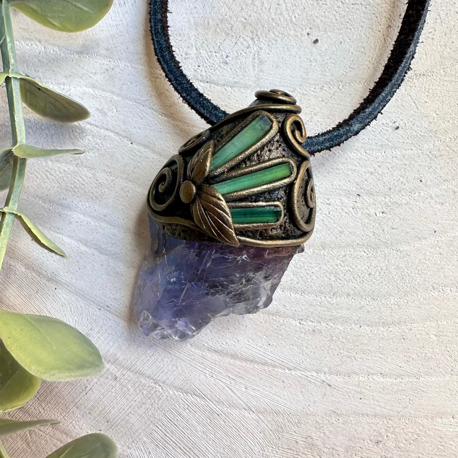 Handmade necklace with fluorite and green tourmaline crystals