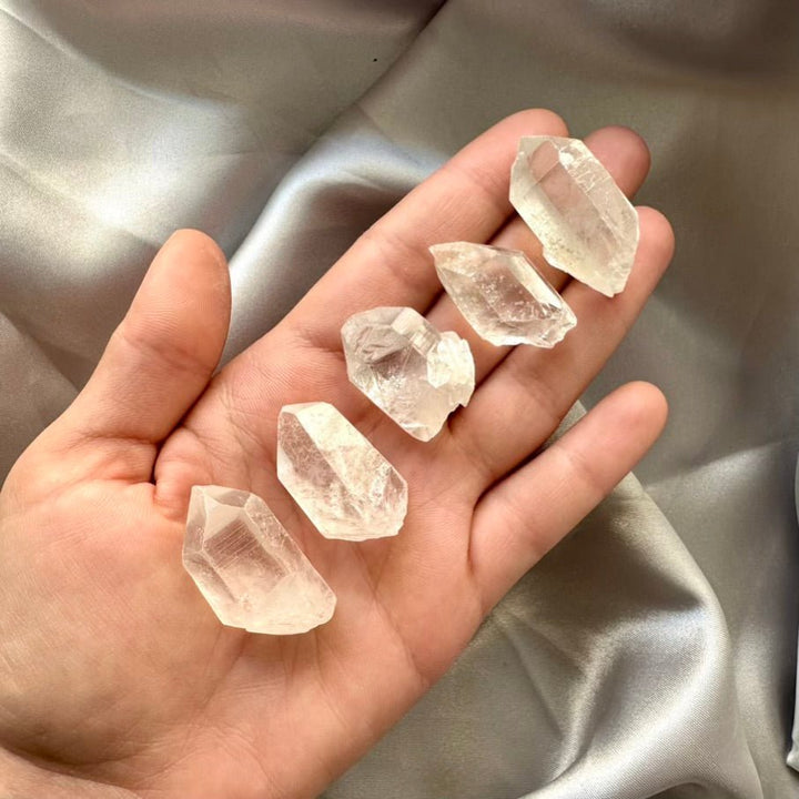 Clear Quartz Crystal – Natural Healing Stones for Energy, Clarity & Manifestation (5 or 10 Pieces Set) - FairyGardenGlow