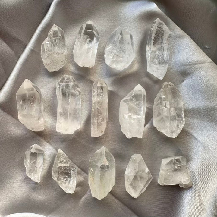 Clear Quartz Crystal – Natural Healing Stones for Energy, Clarity & Manifestation (5 or 10 Pieces Set) - FairyGardenGlow