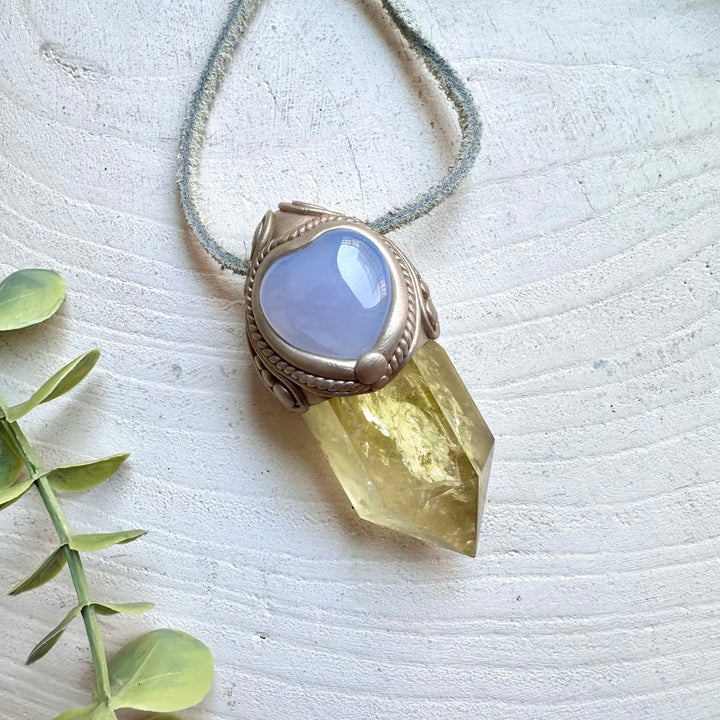 Healing jewelry protection amulet chalceodny necklace with calming energy