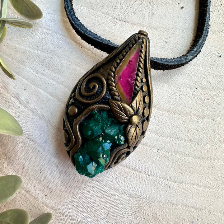 Healing crystal necklace with watermelon tourmaline and dioptase