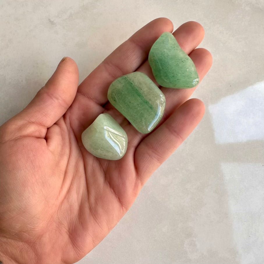 Green Aventurine Polished Stone – Natural Aventurine Healing Crystal for Luck, Growth & Emotional Balance (1 or 5 Pieces) - FairyGardenGlow