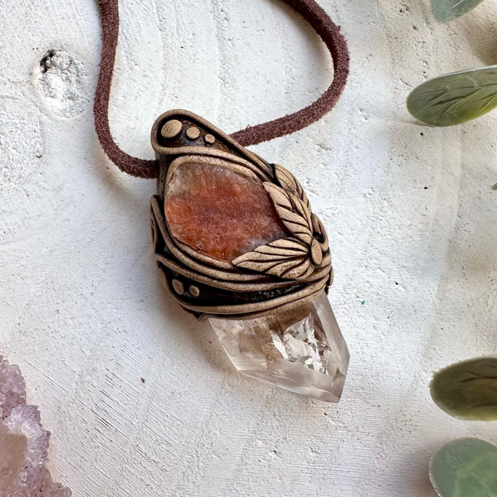 Spiritual jewelry combining quartz and sunstone