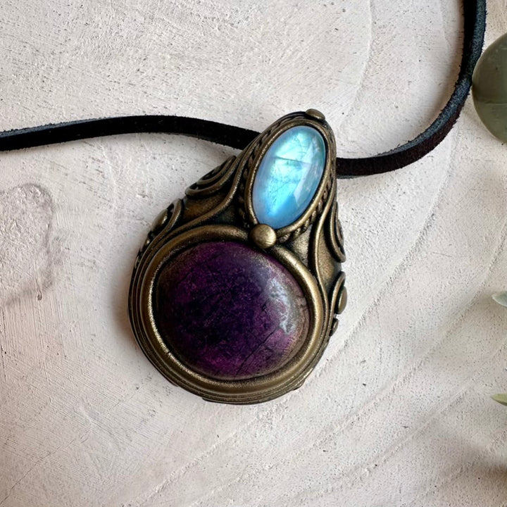 Healing crystal pendant necklace with purpurite and rainbow moonstone