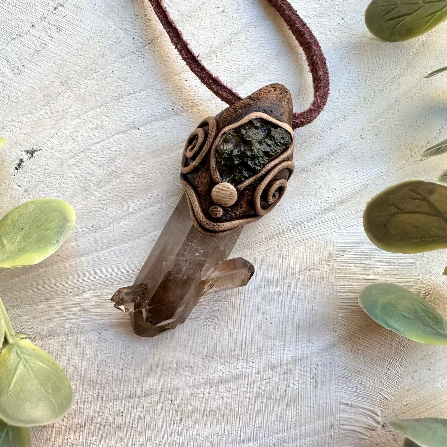 Protection crystal necklace with smoky quartz and moldavite