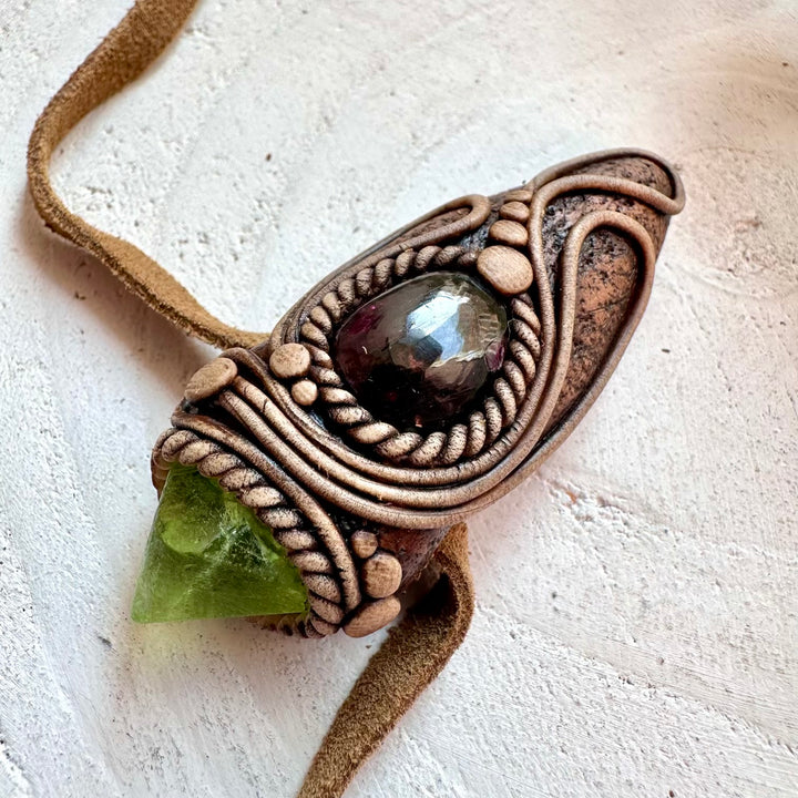 Handmade unisex gemstone necklace with red garnet and peridot crystals