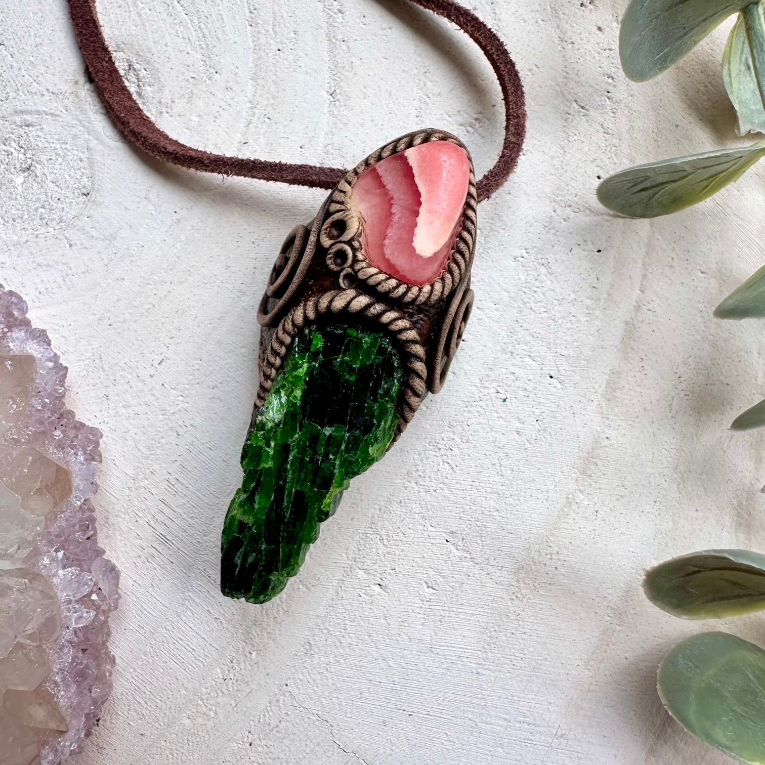 Healing crystal pendant with rhodochrosite and diopside