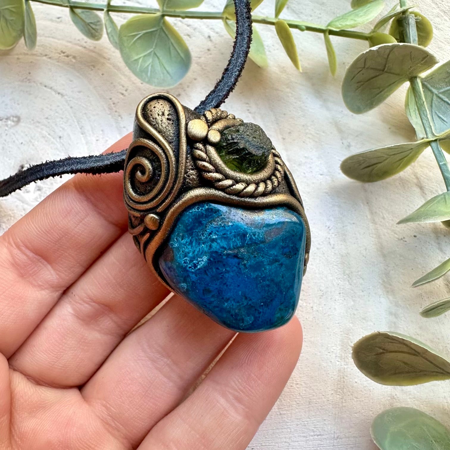 Moldavite and shattuckite healing crystal necklace