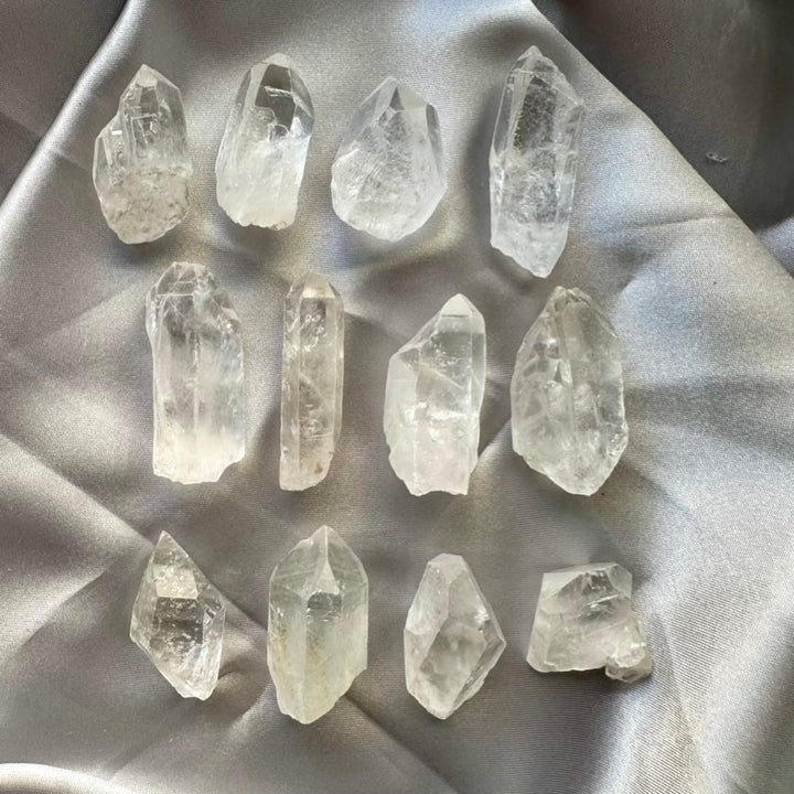 Clear Quartz Crystal – Natural Healing Stones for Energy, Clarity & Manifestation (5 or 10 Pieces Set) - FairyGardenGlow