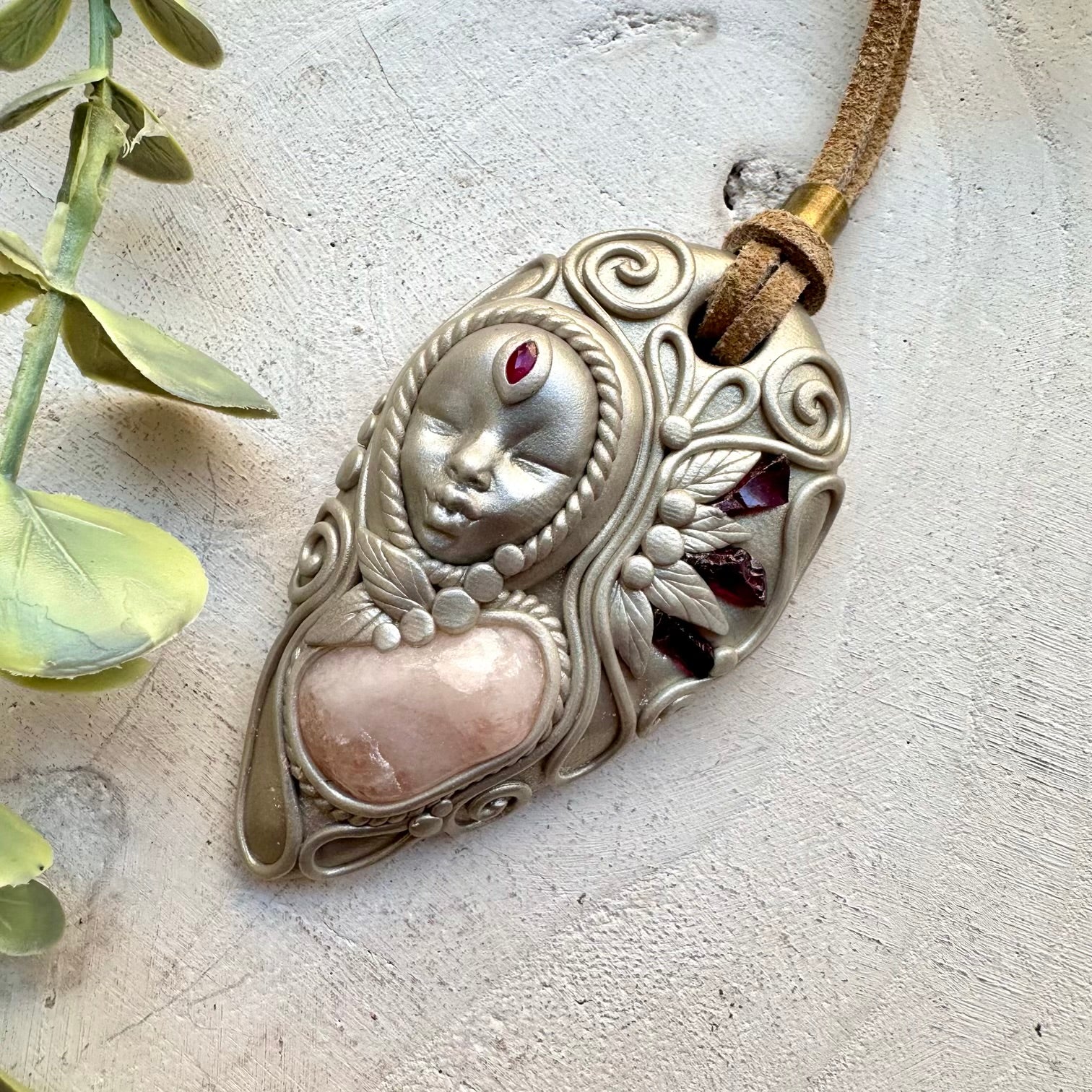 Luxury goddess necklace combining rhodolite garnet and ruby