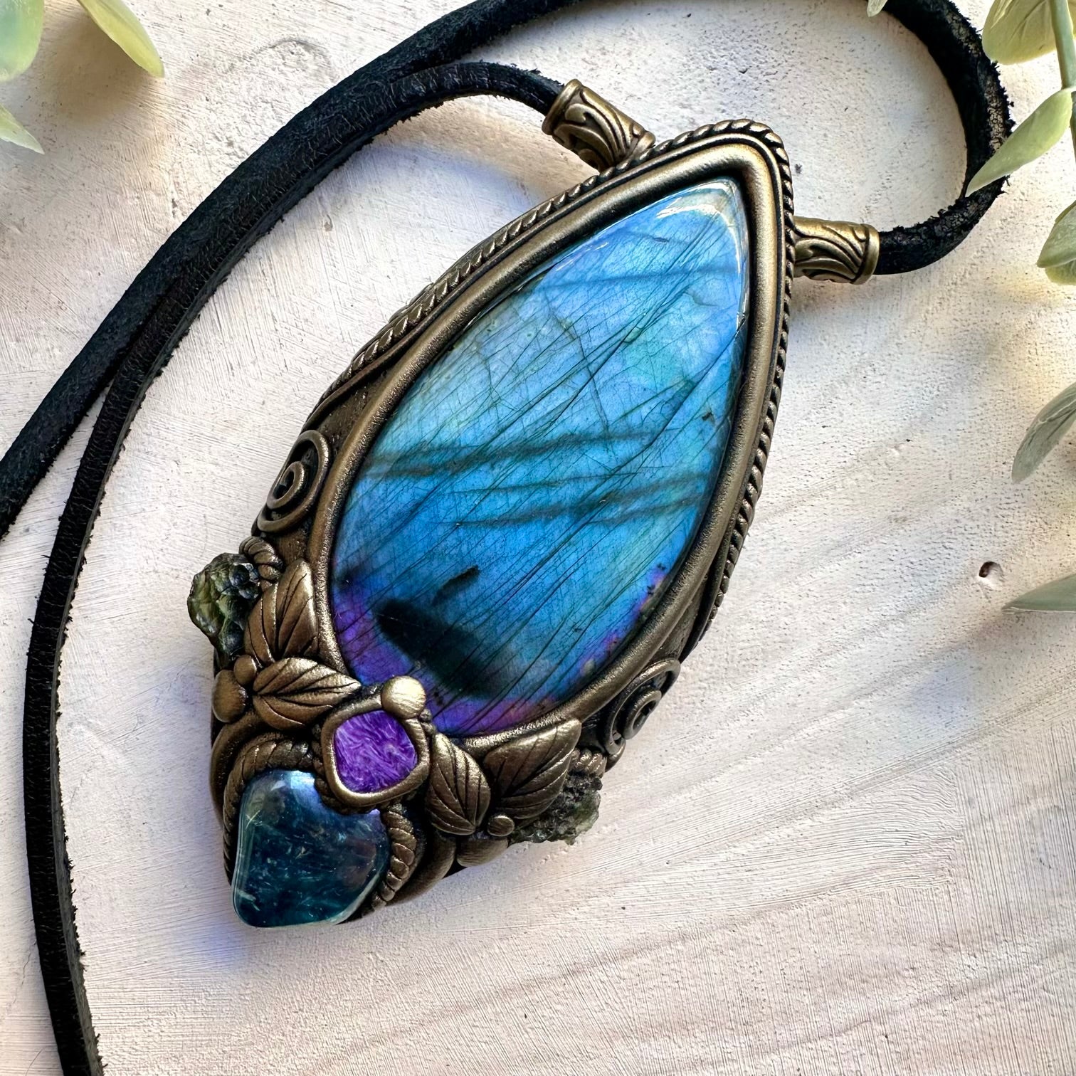 Natural gemstone jewelry necklace with labradorite moldavite and aura quartz