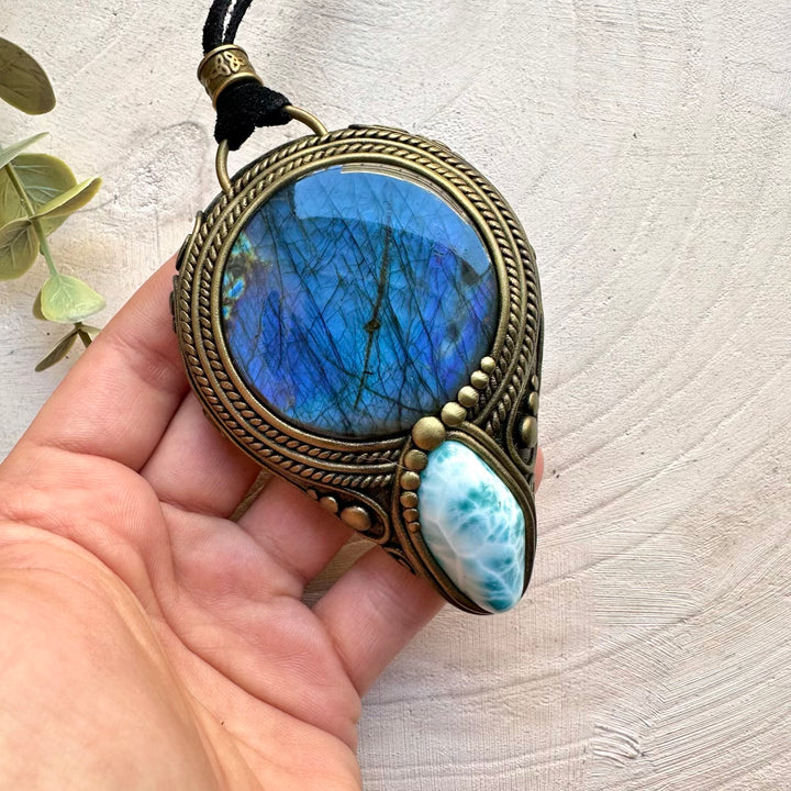 Labradorite and larimar healing crystal necklace