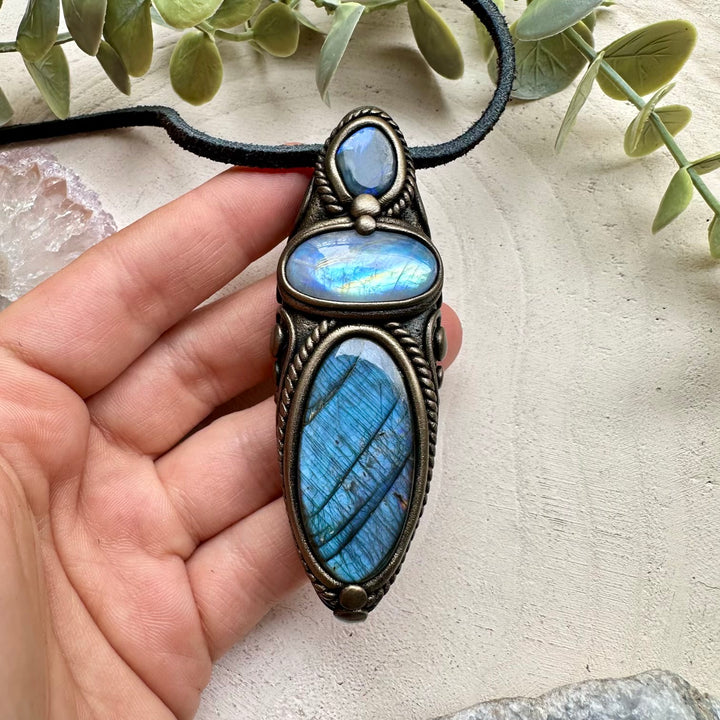 Handmade necklace with labradorite moonstone and black opal