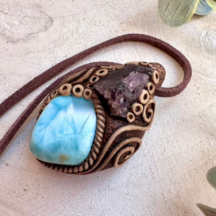 Spiritual crystal pendant for peace and motivation