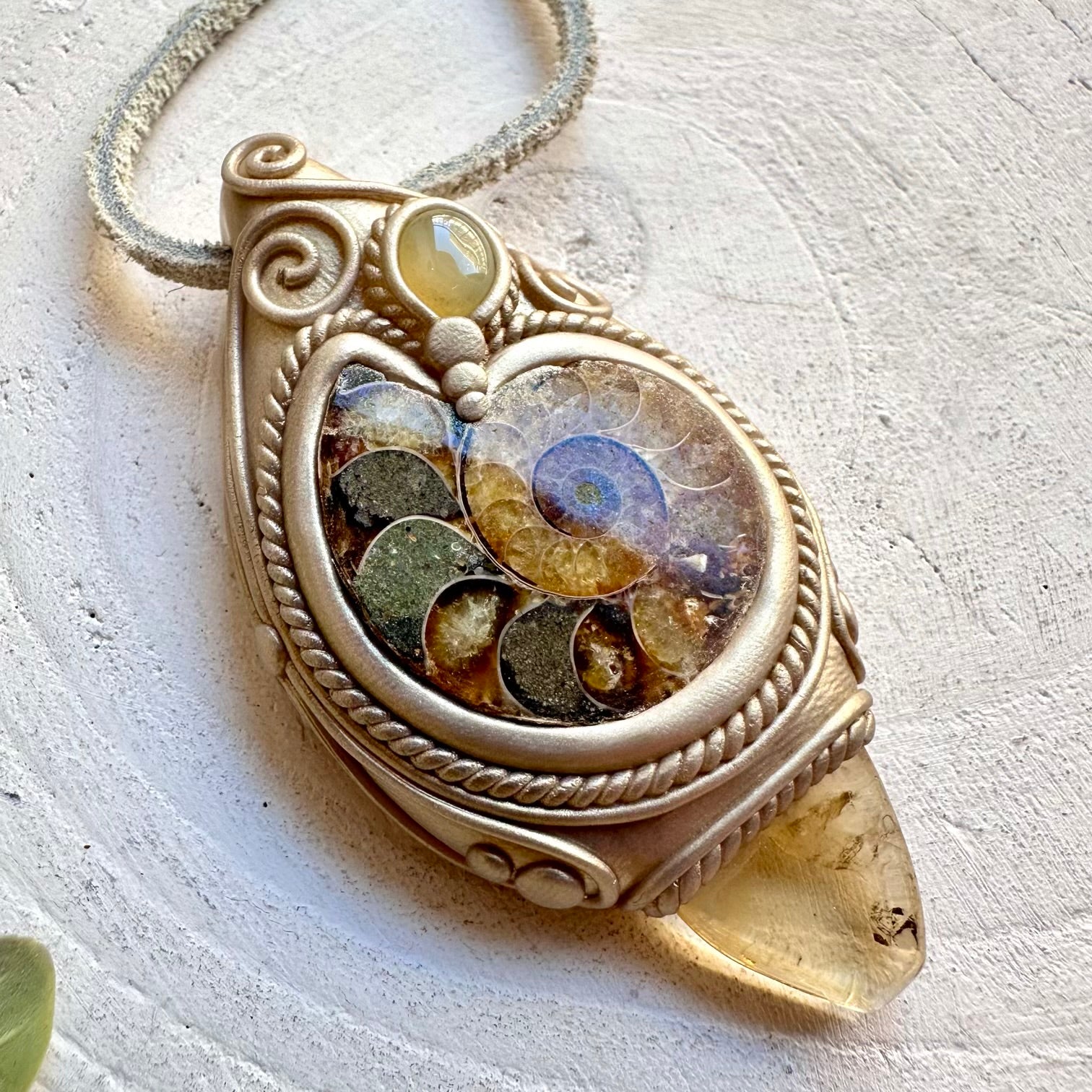 Metaphysical crystal jewelry handmade boho gemstone pendant necklace