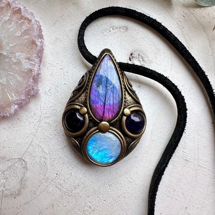 Handmade necklace with labradorite moonstone and amethyst
