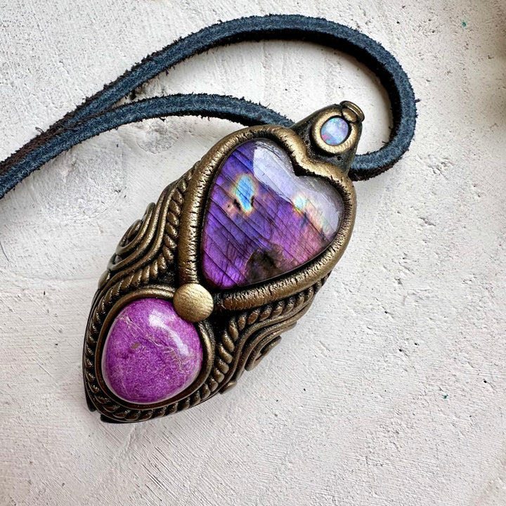 Spiritual jewelry combining labradorite stichtite and opal