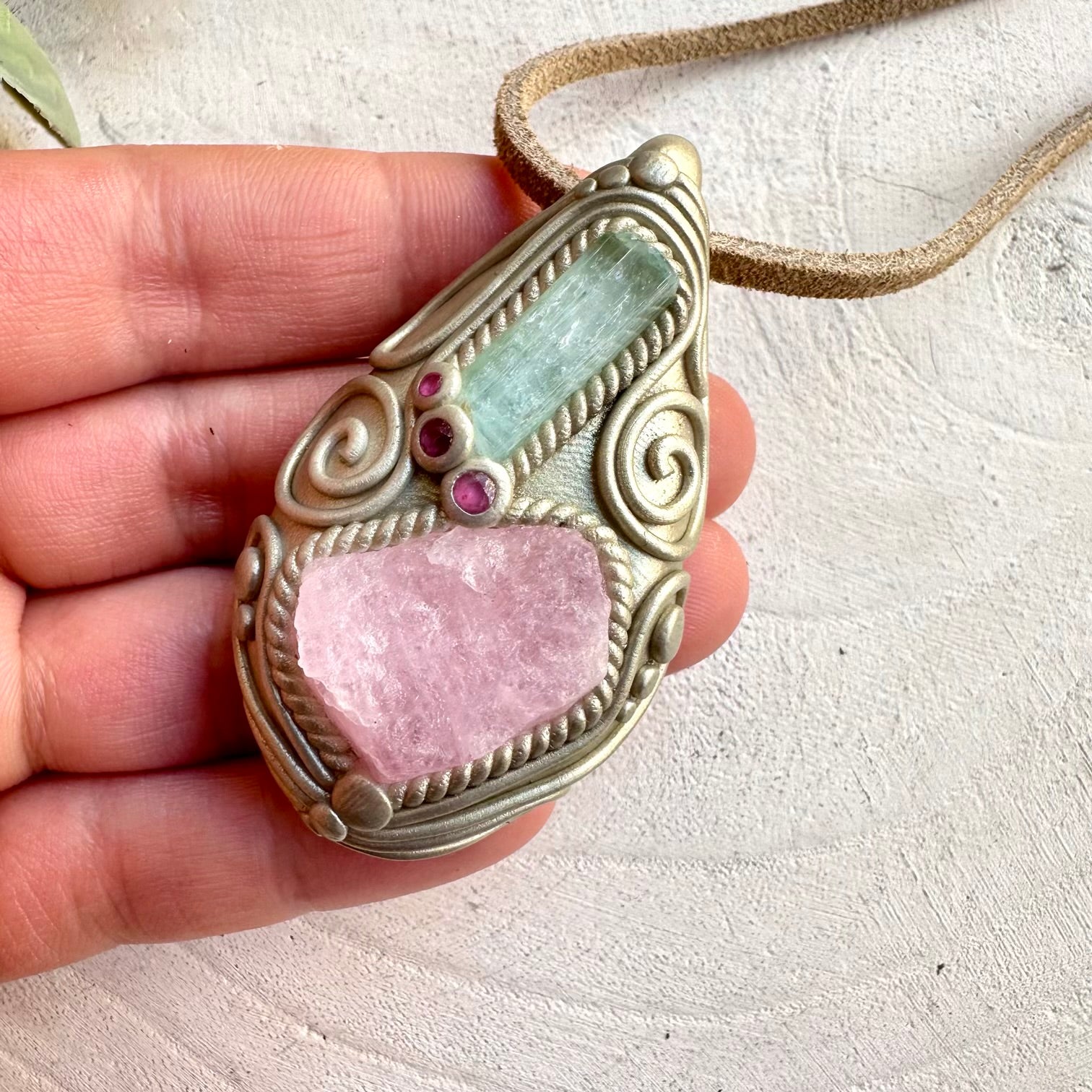 Crystal necklace designed for love calm and passion