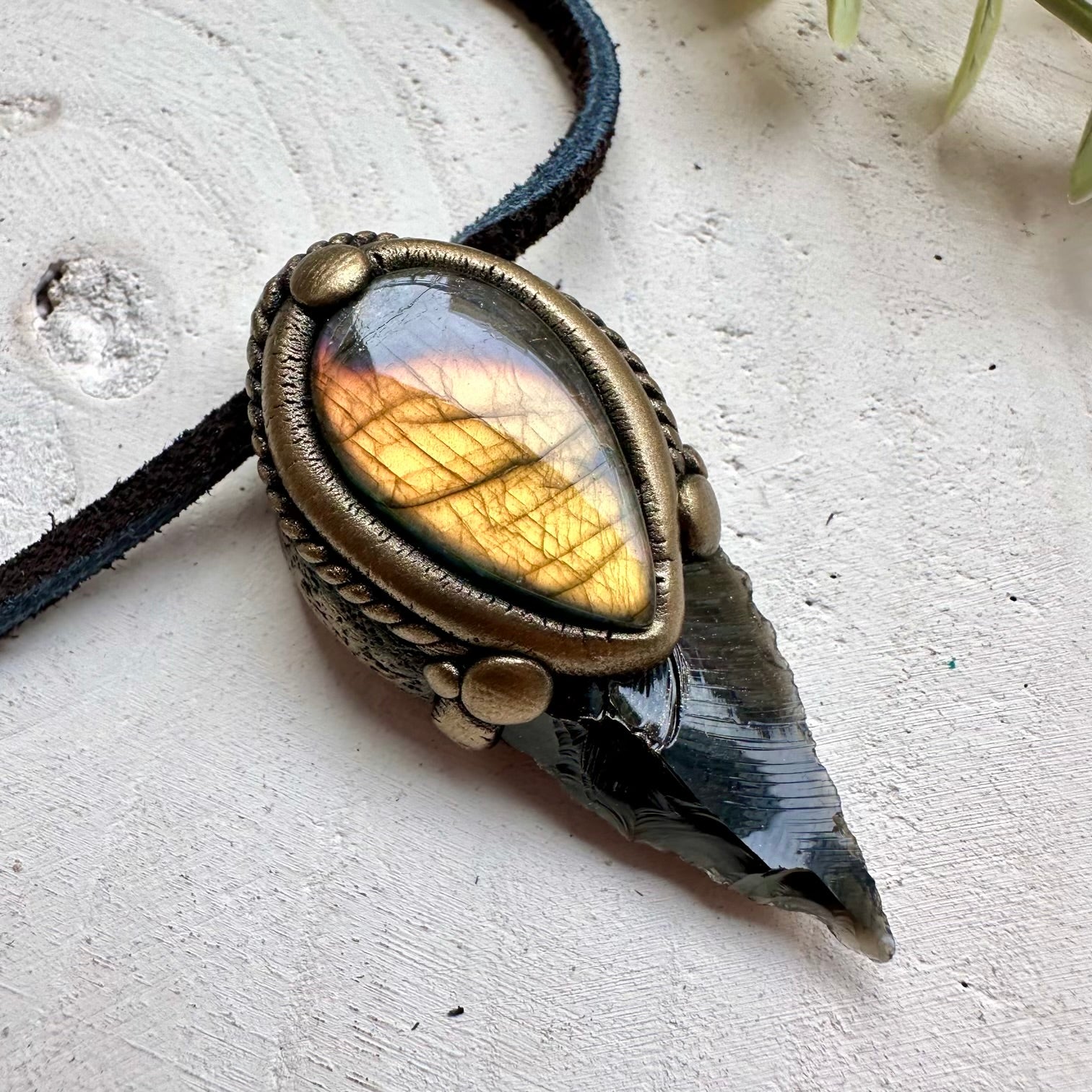 Obsidian and labradorite unisex spiritual jewelry
