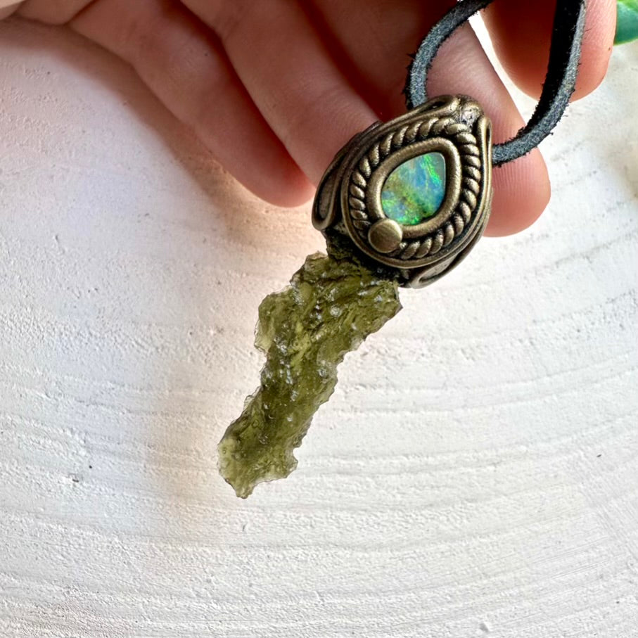 Healing crystal necklace with Moldavite and Boulder Opal