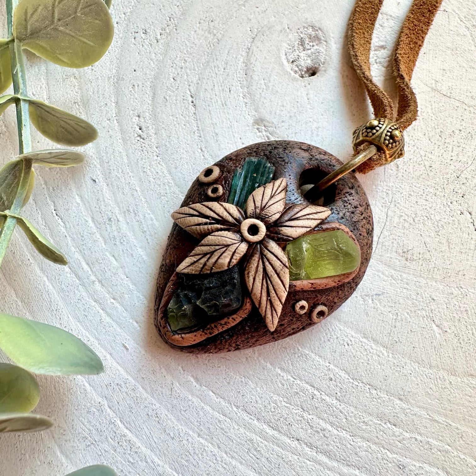 Protection amulet necklace with Moldavite, Peridot and Green Tourmaline healing crystals