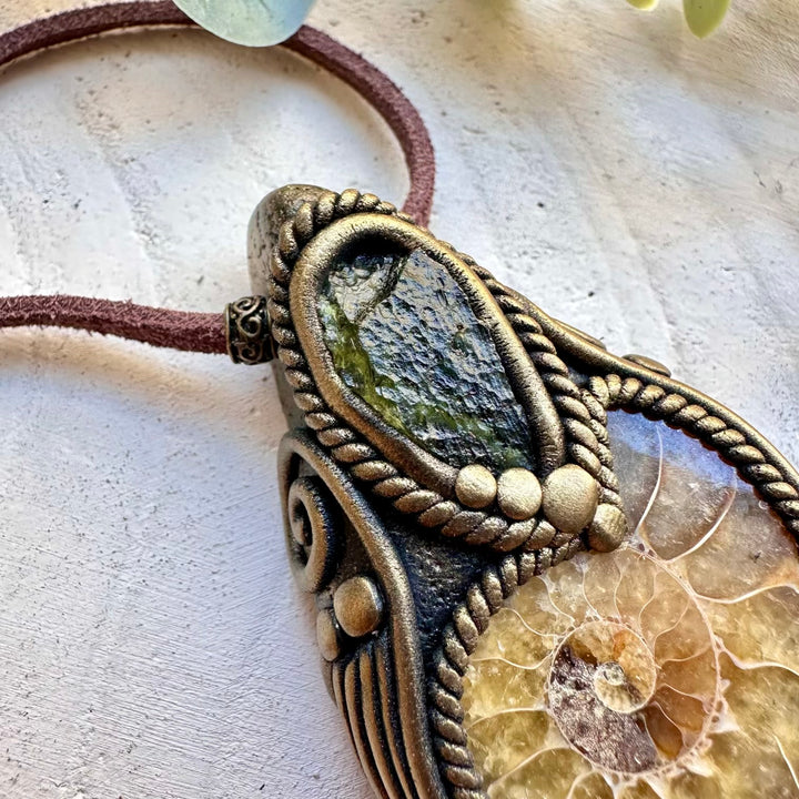 Spiritual jewelry unisex combining moldavite and ammonite