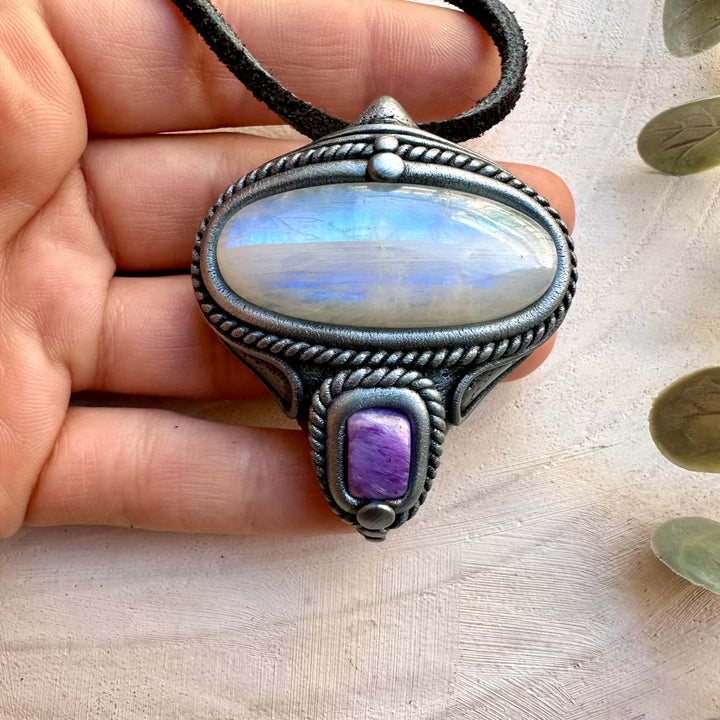 Healing gemstone necklace combining rainbow moonstone and charoite