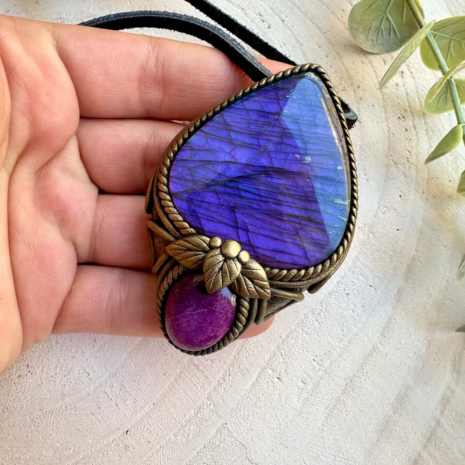 Natural crystal pendant necklace for emotional healing and protection
