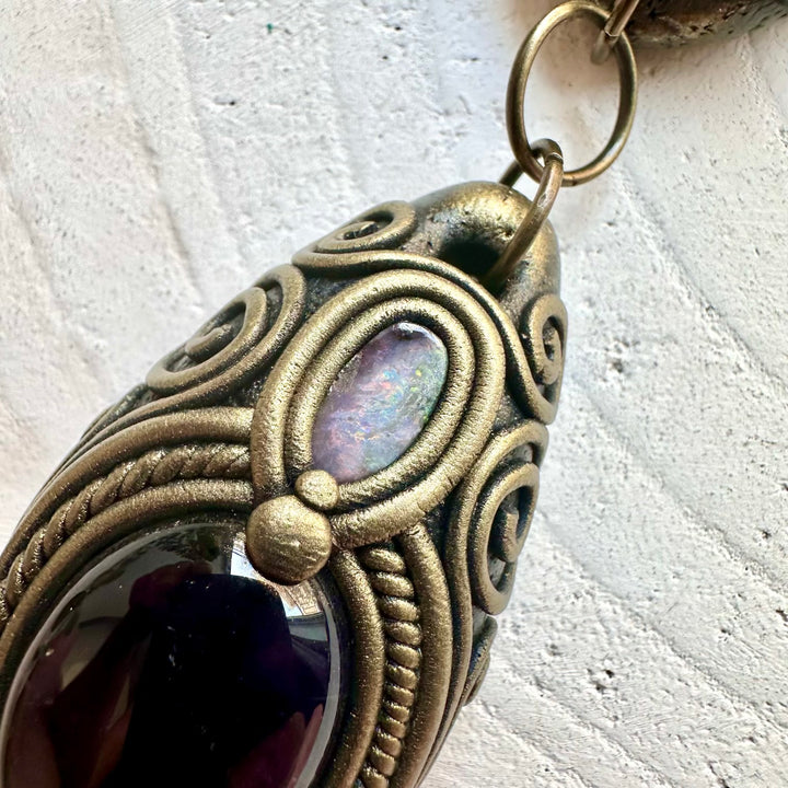 Elegant boho jewelry featuring Labradorite, Amethyst and Boulder Opal for a unique look.