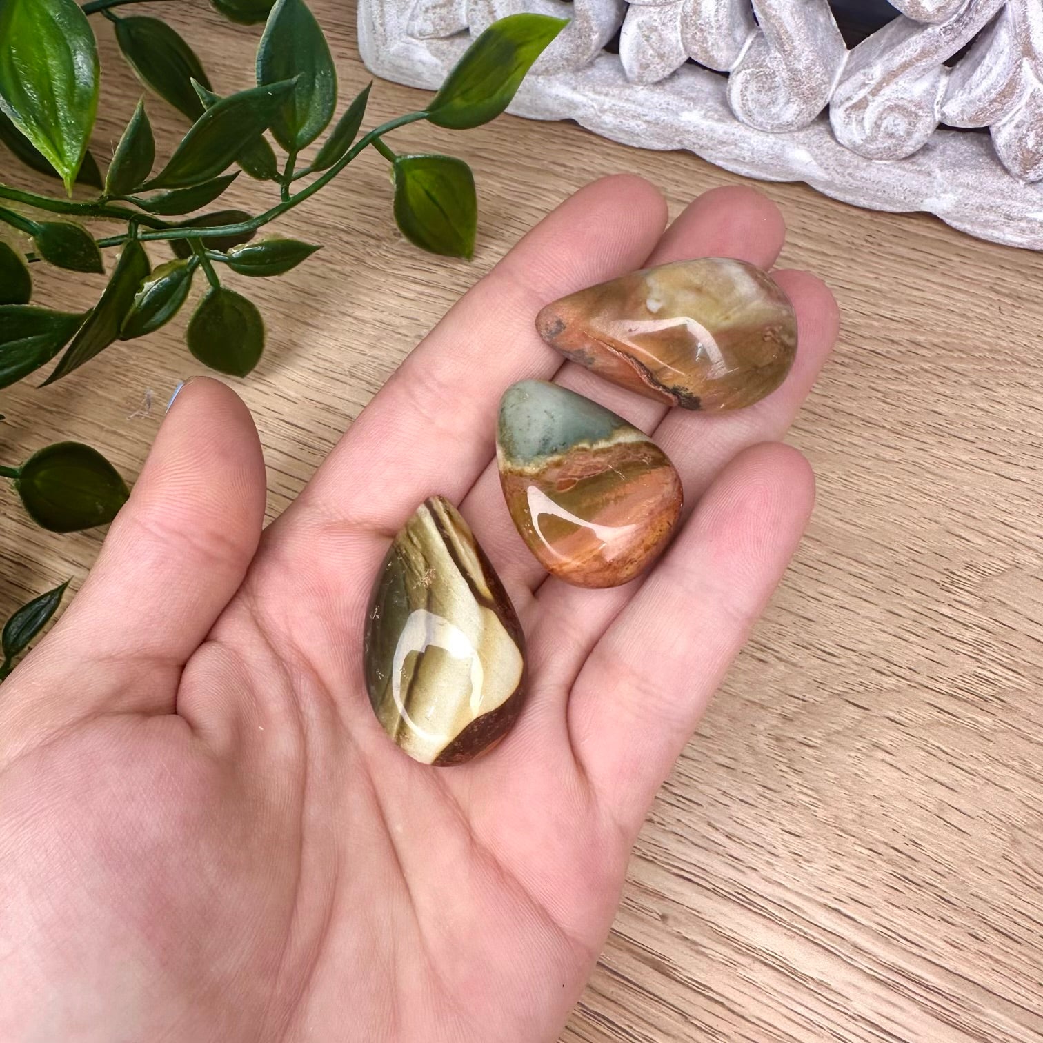 Natural teardrop shaped jasper healing crystal for jewelry making
