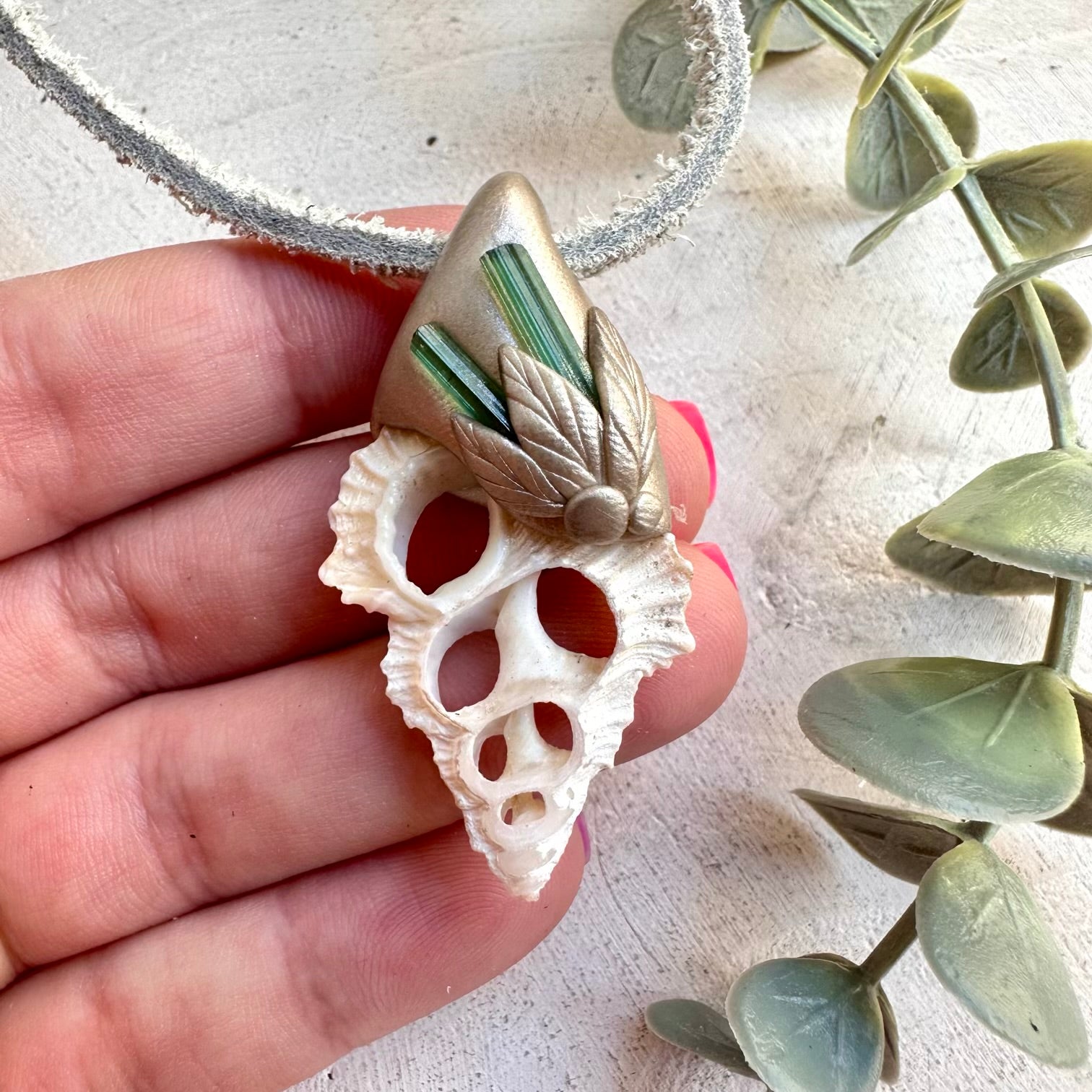 Natural gemstone necklace for renewal and calm energy