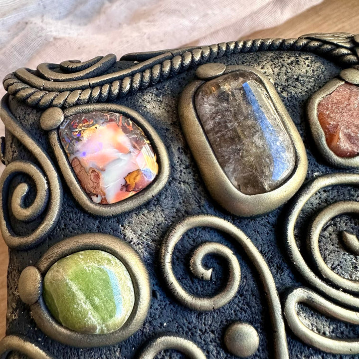 Collector crystal wooden box with Moldavite, Opal and Super Seven Quartz