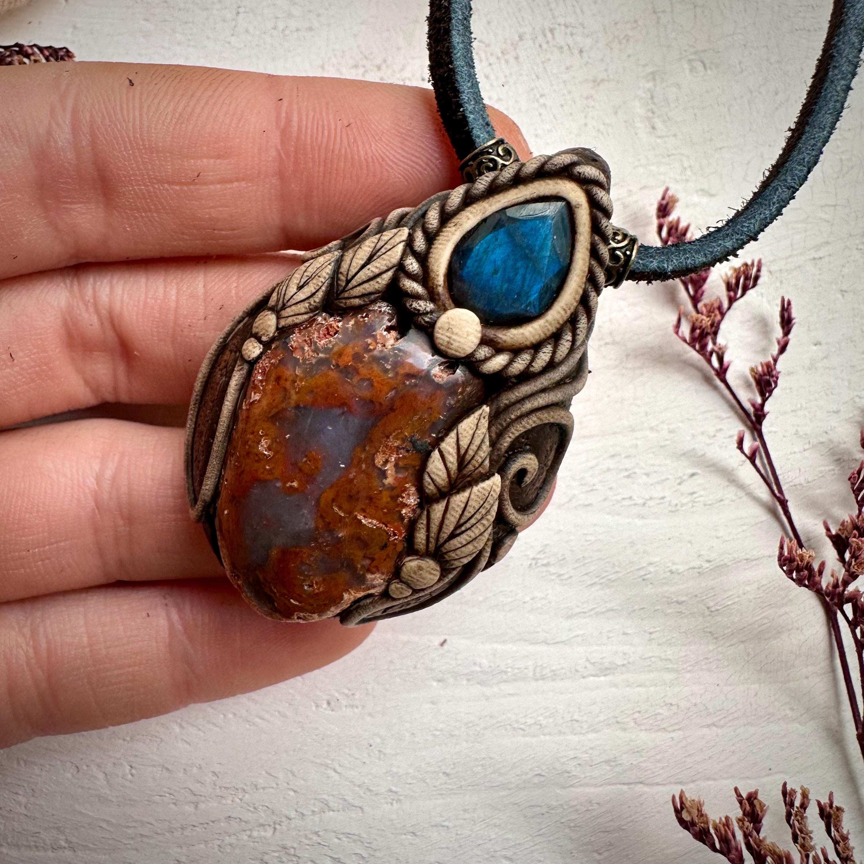 Petrified Wood and Labradorite Pendant Necklace - FairyGardenGlow