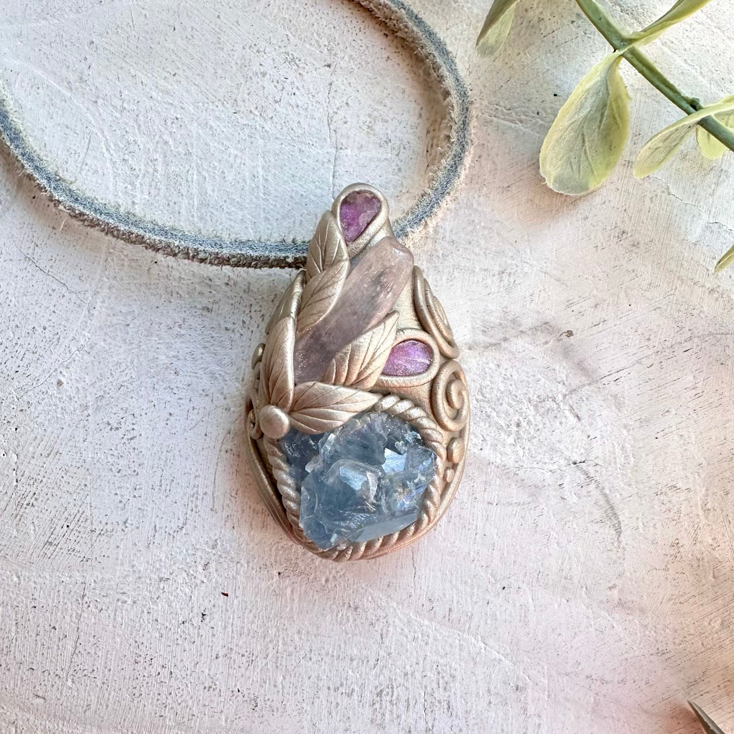 Boho jewelry protection amulet crystal necklace with natural heart healing gemstones