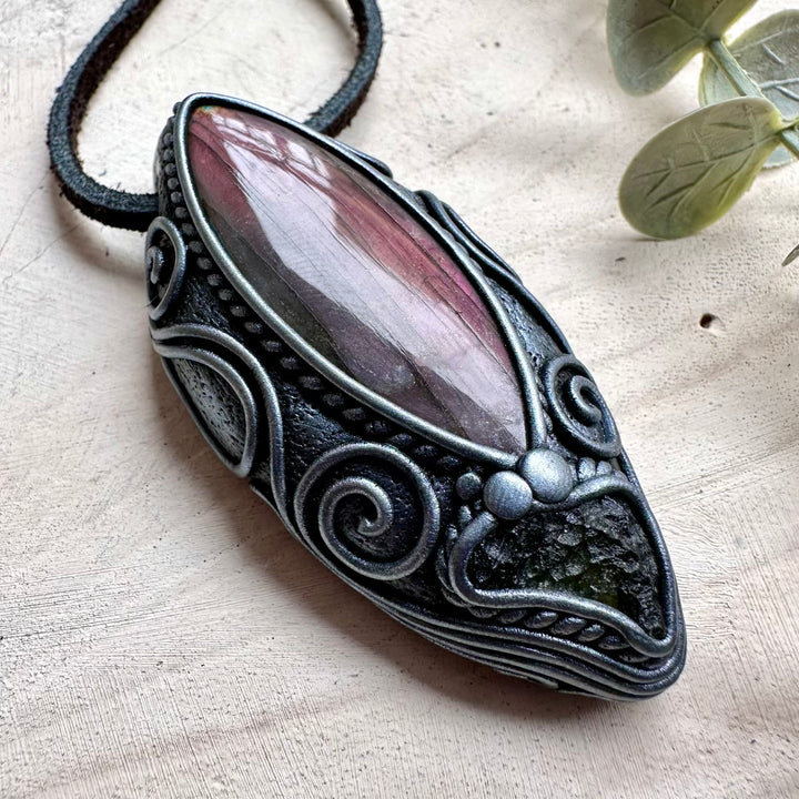 Artisan necklace with moldavite and labradorite