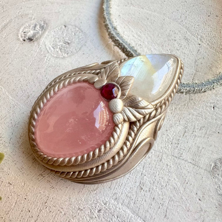 Fantasy jewelry crystal necklace mystical heart and intuition energy piece