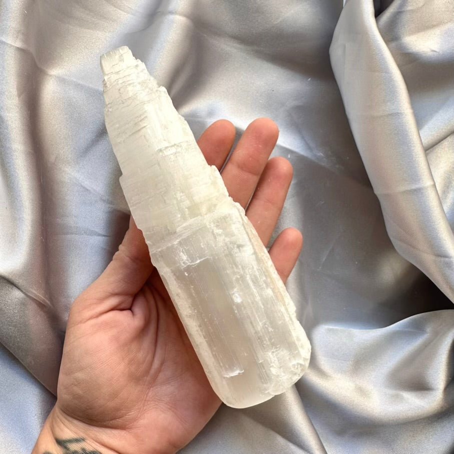Selenite Tower - 15 cm Natural Crystal, Cleansing & Energy Purification - FairyGardenGlow