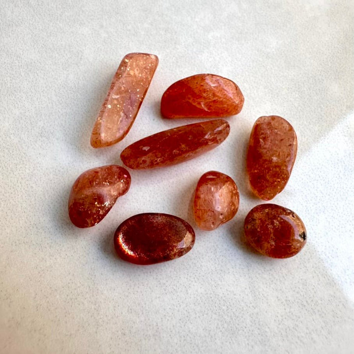 Sunstone Chips – Natural Small Polished Crystals for Joy, Energy & Creativity (Crystal Lot for Jewelry Making) - FairyGardenGlow
