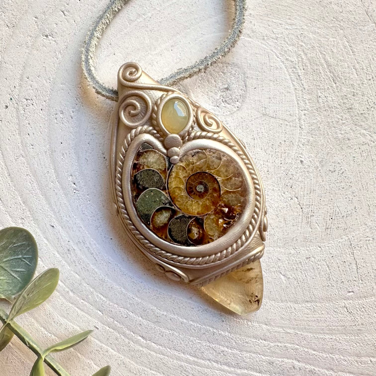 Spiritual crystal necklace talisman for abundance, clarity, and emotional balance