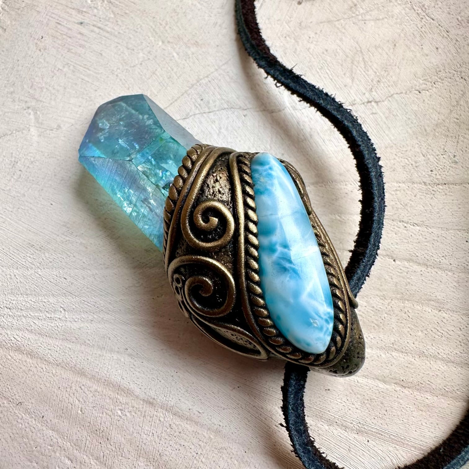 Energy pendant with aura quartz and larimar
