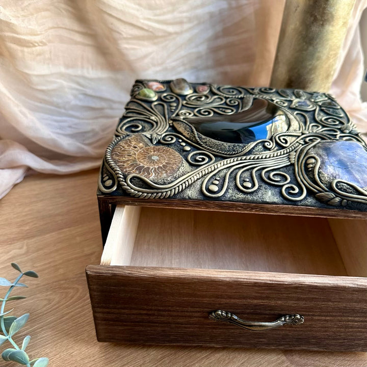 Wooden box decorated with Sunstone, Citrine, Vesuvianite and Tanzanite