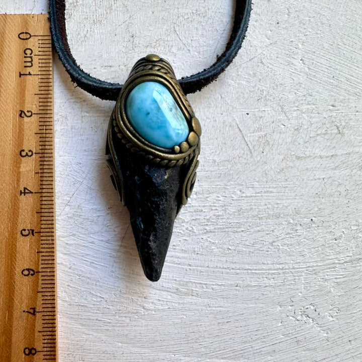 Unisex Healing Crystal Necklace – Larimar and Tektite Pendant for Spiritual Growth