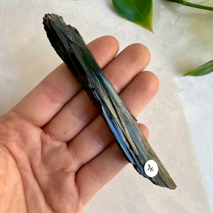 Vivianite crystal specimen – large natural mineral