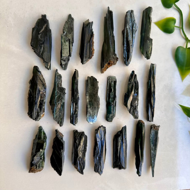 Vivianite crystal natural green specimen small raw stone